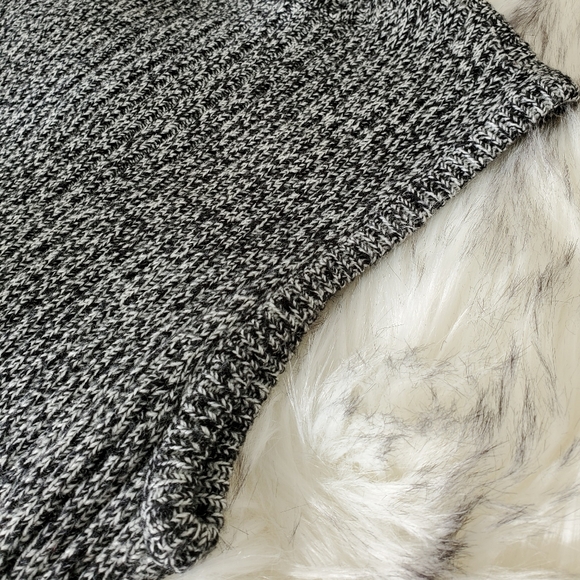 3/$15 Gray midi sleeveless turtleneck dress Medium - Picture 2 of 8